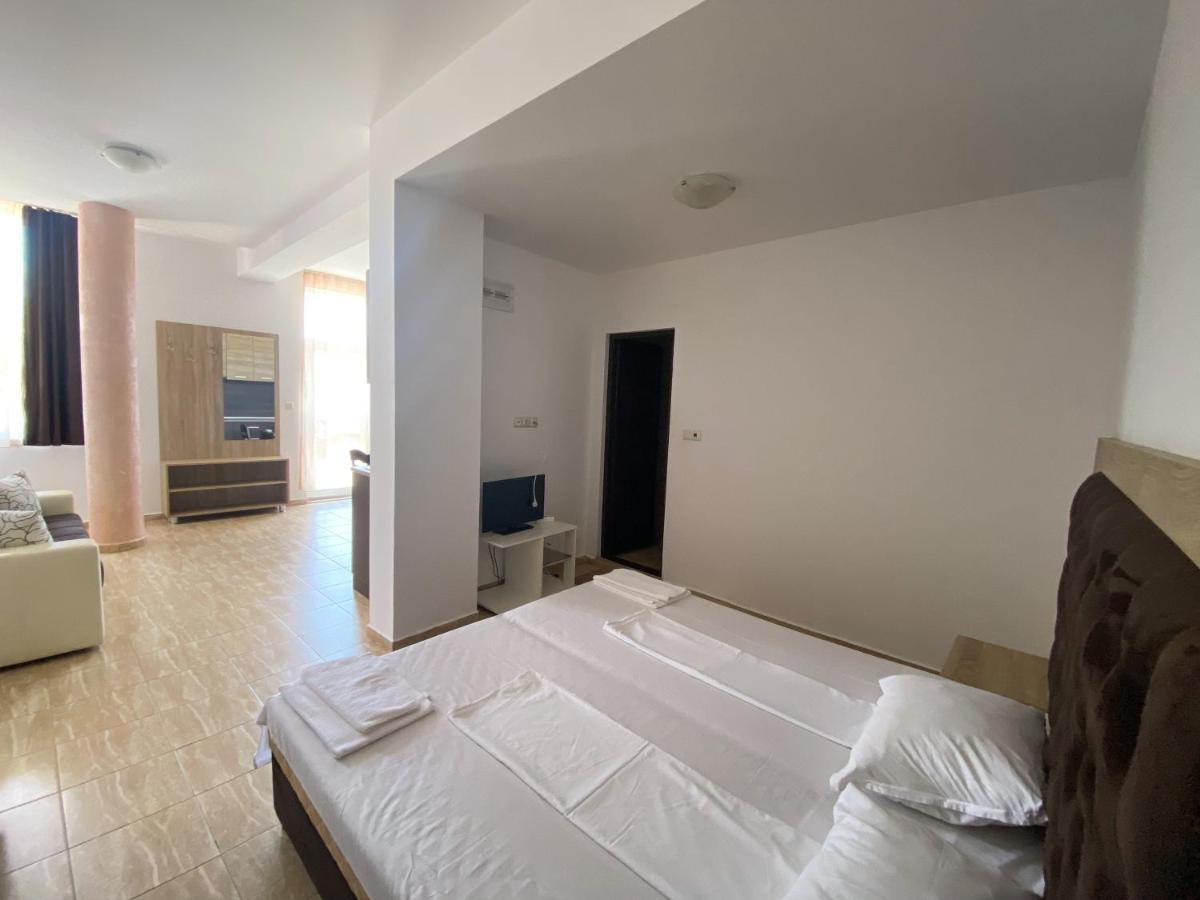 Sunrise Apartments, Pomorie Buitenkant foto