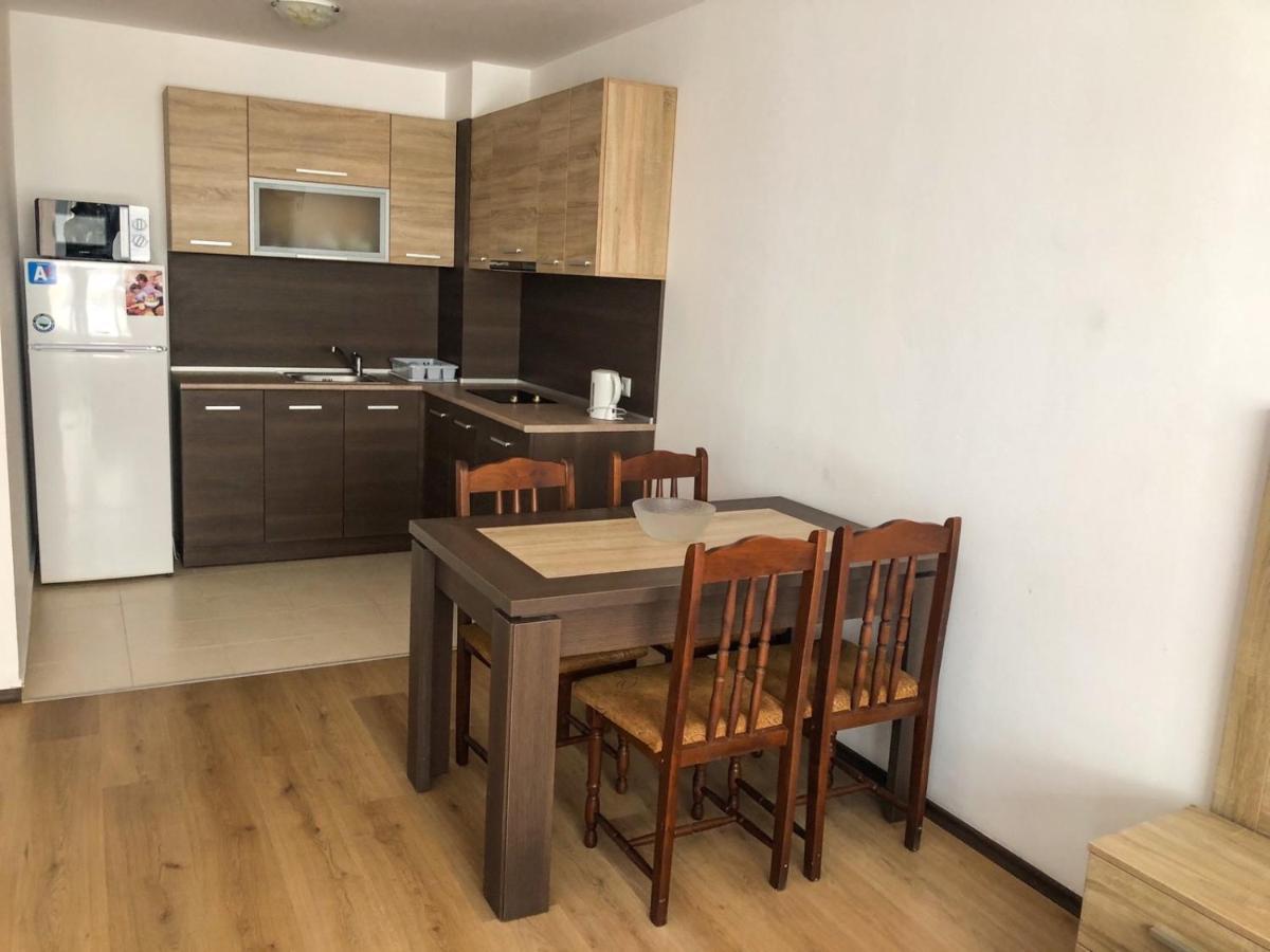 Sunrise Apartments, Pomorie Buitenkant foto
